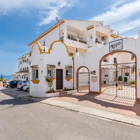 Casa De La Buena Vida - 3 Bedroom Townhouse With Sea View