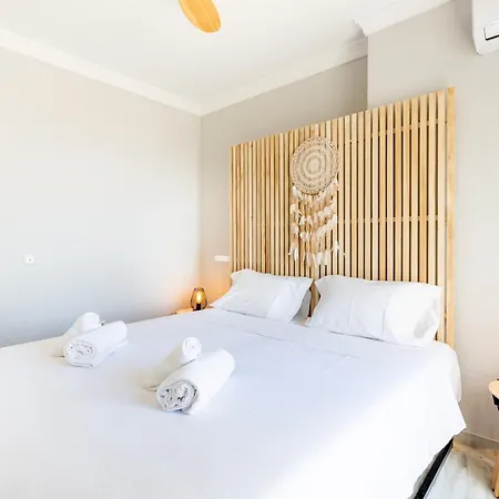 Hébergement de vacances Casa De La Buena Vida - 3 Bedroom Townhouse With Sea View *